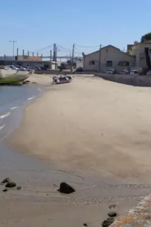 Derrocada de terra provocada pelo mau tempo